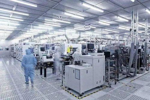 芯片制造中的關(guān)鍵設(shè)備 陸芯半導(dǎo)體劃片機(jī)與網(wǎng)絡(luò)系統(tǒng)集成